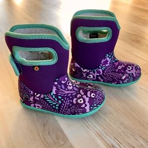 Purple Floral Bogs Rain Boot - Girls - Size 8